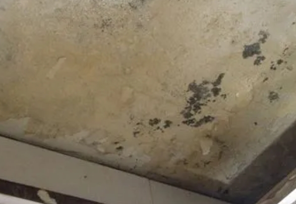 崇州阳台漏水维修公司分享下崇州卫生间渗水维修需要注意哪些问题。